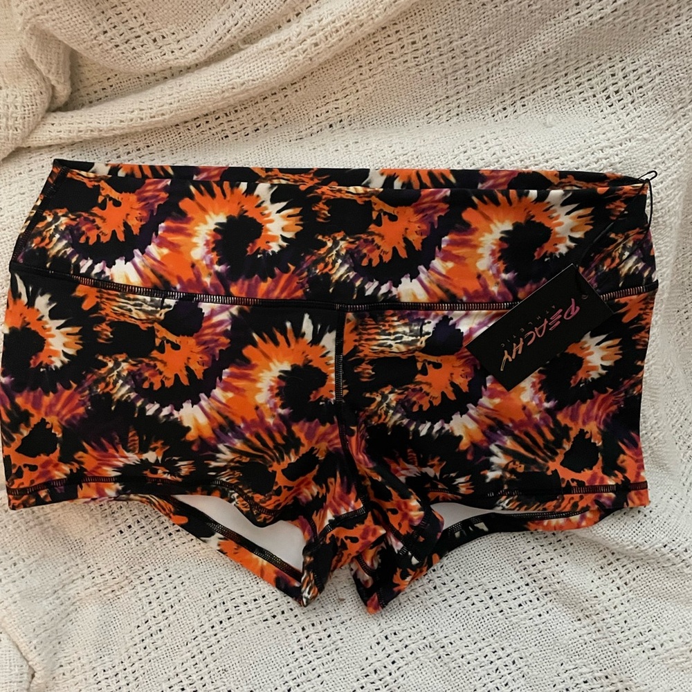 Peachy Athletic shorts NWT size XL